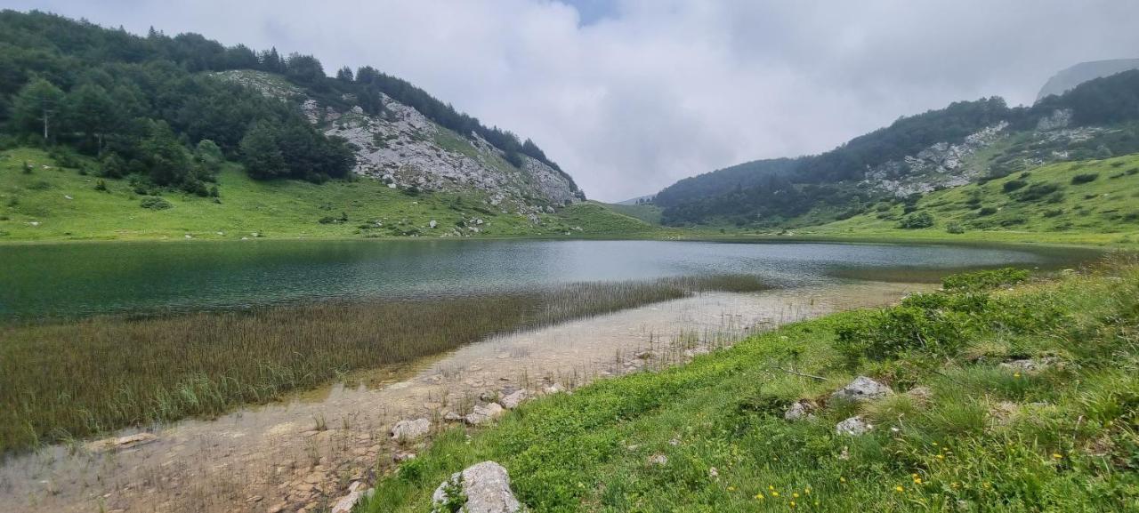 Mountain House Brutusi 17 Bjelasnica Trnovo Bih Luaran gambar